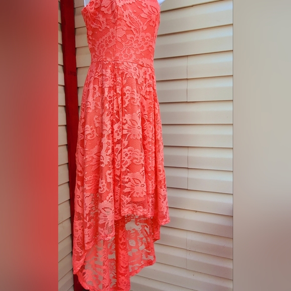Lace Floral High-Low Dress - Picture 9 of 17